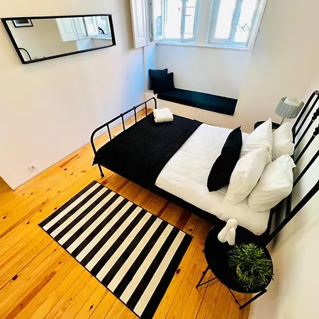 Lisbon 87 City Center Flat Ideal For Groups And Families-2